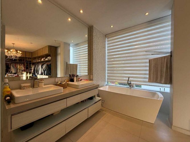 Casa de 3 alcobas en venta en Ciudad Jardin, Cali, 450 m² · foto 20 de 23