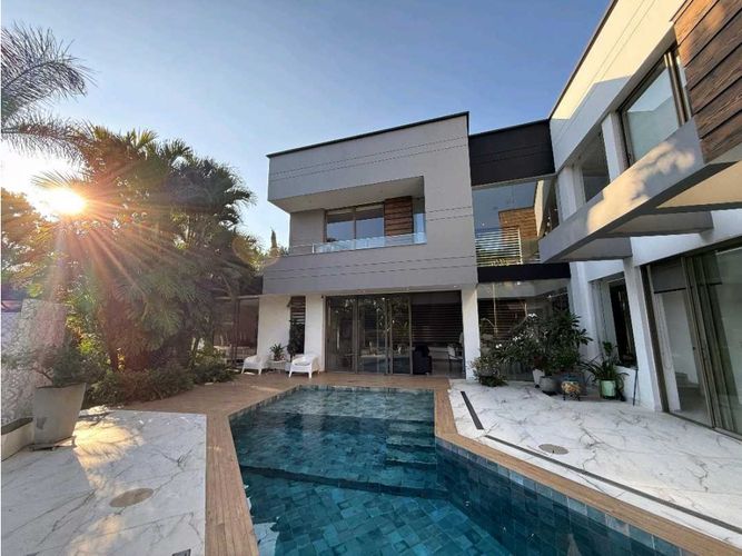 Casa de 3 alcobas en venta en Ciudad Jardin, Cali, 450 m² · foto 22 de 23