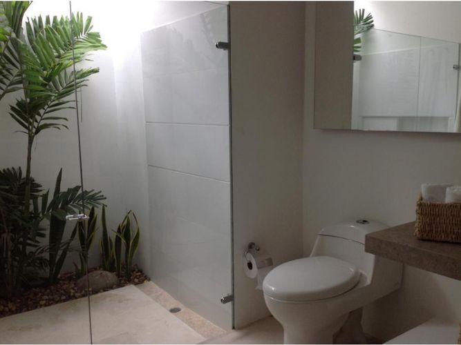 Casa de 4 alcobas en venta en Las Palmas, Ricaurte, 307 m² · foto 7 de 17