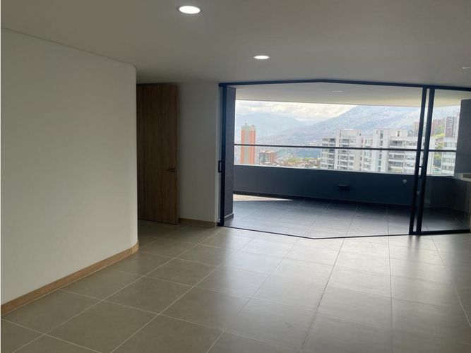 Apartamento de 2 alcobas en arriendo en Vía Las Palmas, Medellín, 105 m² · foto 6 de 23