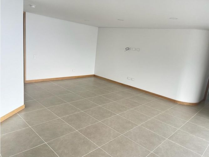 Apartamento de 2 alcobas en arriendo en Vía Las Palmas, Medellín, 105 m² · foto 14 de 23