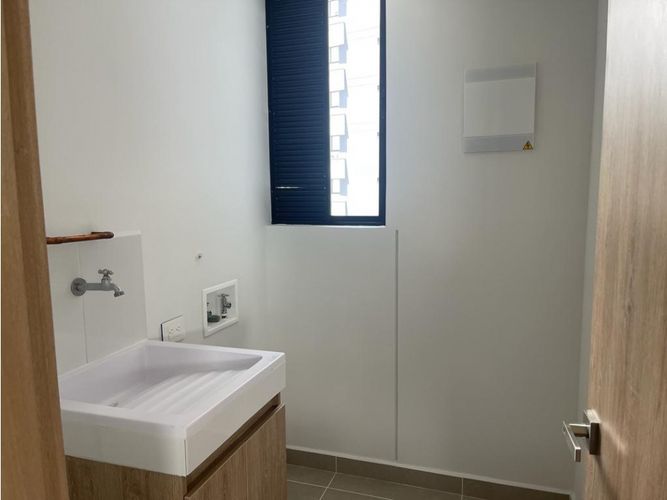 Apartamento de 2 alcobas en arriendo en Vía Las Palmas, Medellín, 105 m² · foto 21 de 23