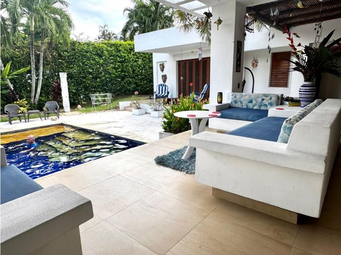 Casa de 4 alcobas en venta en Ricaurte, 1025 m² · foto 4 de 10