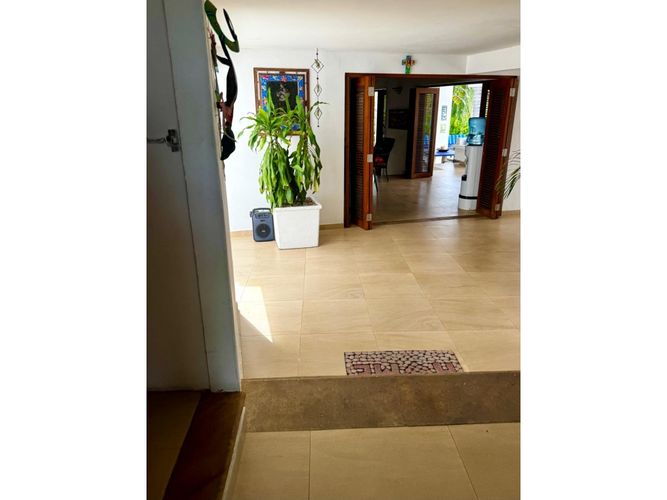 Casa de 4 alcobas en venta en Ricaurte, 1025 m² · foto 5 de 10