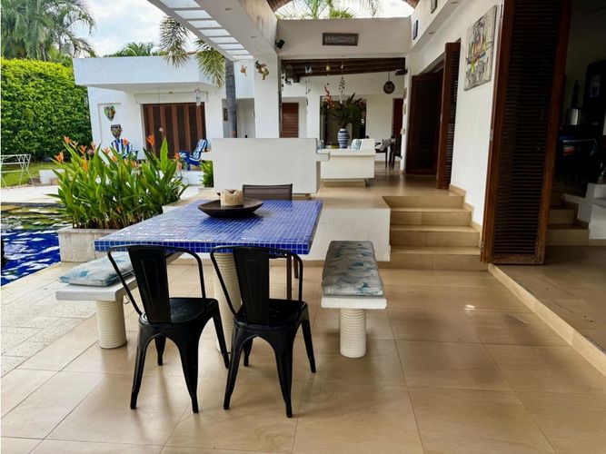 Casa de 4 alcobas en venta en Ricaurte, 1025 m² · foto 10 de 10