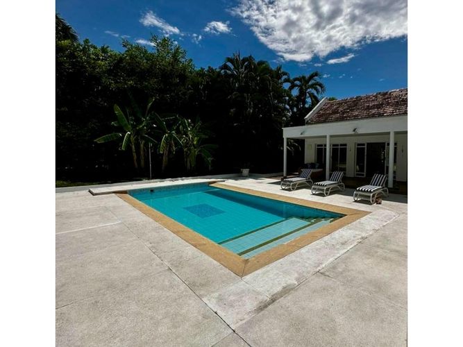 Casa de 4 alcobas en venta en Bosques De Peñalisa, Ricaurte, 250 m² · foto 3 de 12