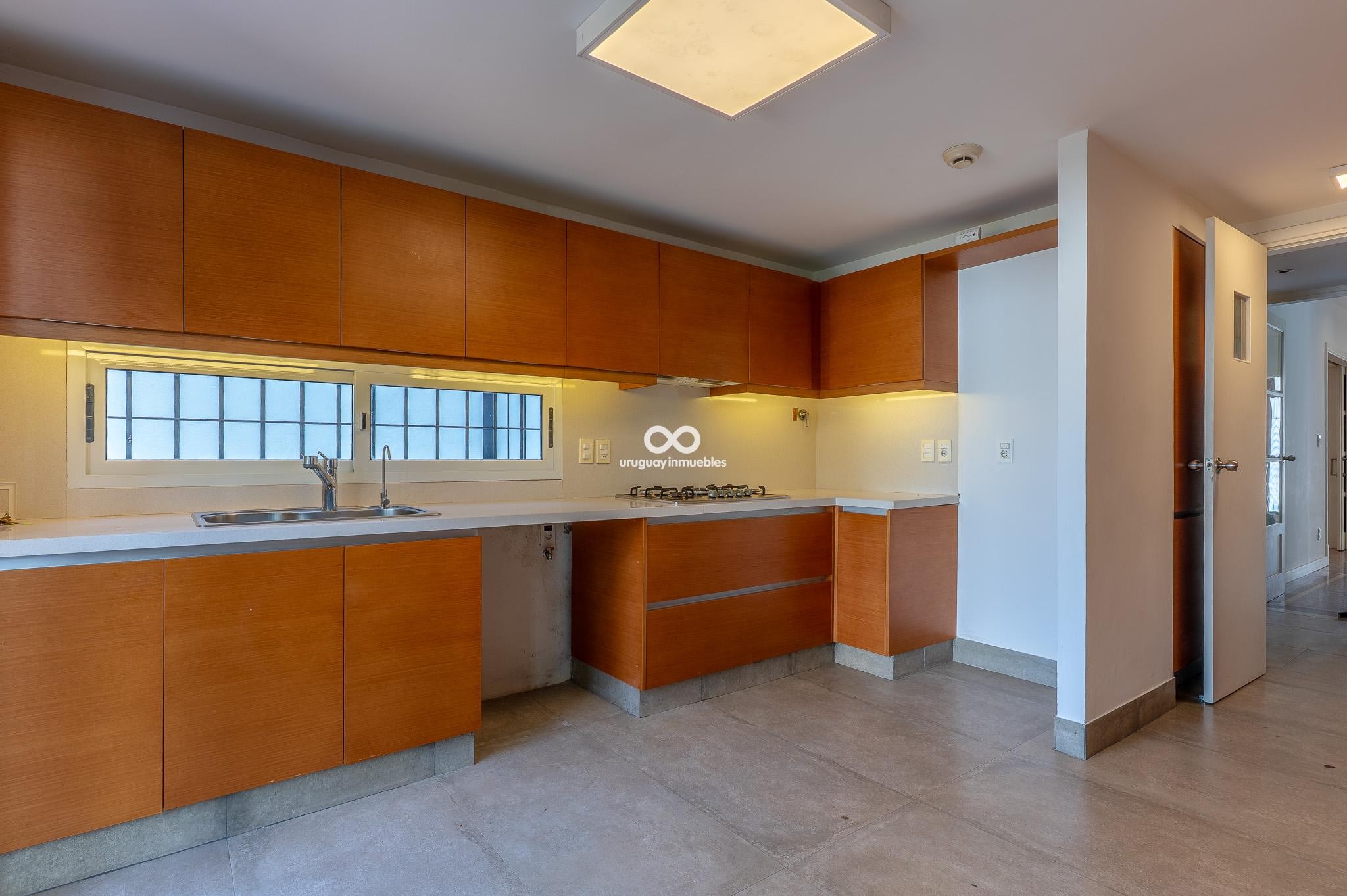 Espectacular casa reciclada en Punta Carretas — a metros de la rambla y el shopping · Foto 9