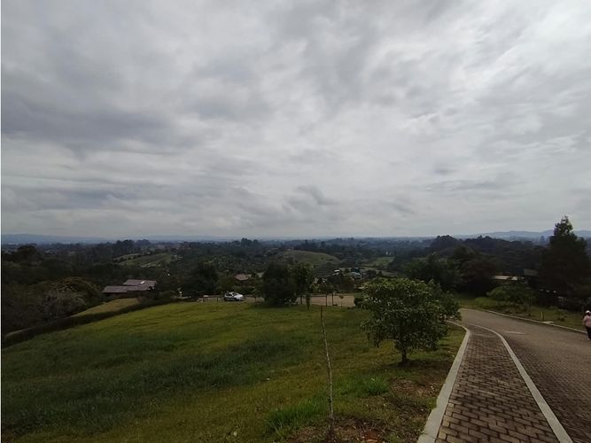 Lote en venta en Llano Grande, Rionegro, 2507 m² · foto 2 de 8