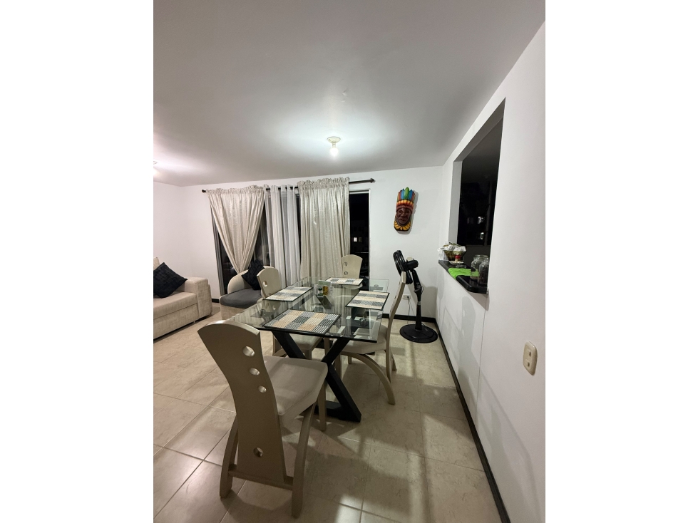 Apartamento en venta en Senderos De Unicentro, Pereira · foto 8 de 17