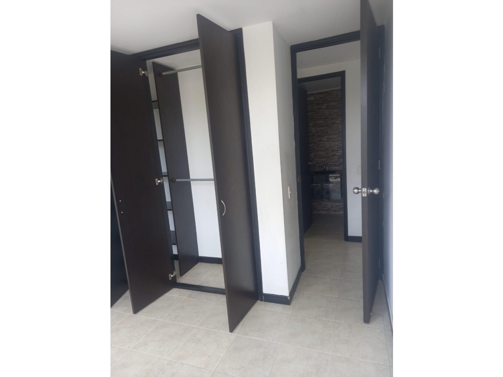 Apartamento en venta en Senderos De Unicentro, Pereira · foto 13 de 17