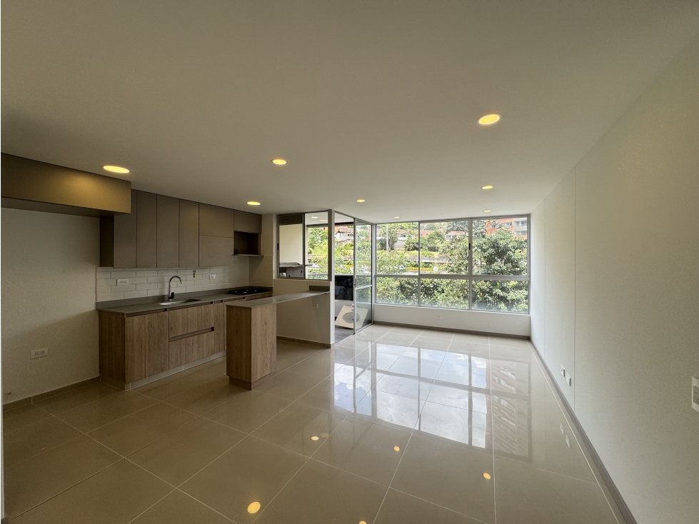 Apartaestudio en Arriendo en El Poblado, Medellín