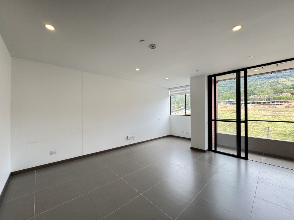 Studio for rent in Loma del Escobero, Envigado