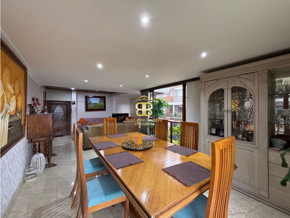 Casa en venta en San Jose De Bavaria, Bogotá · foto 3 de 24
