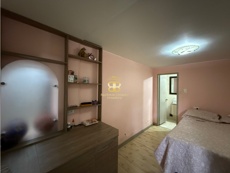 Casa en venta en San Jose De Bavaria, Bogotá · foto 12 de 24