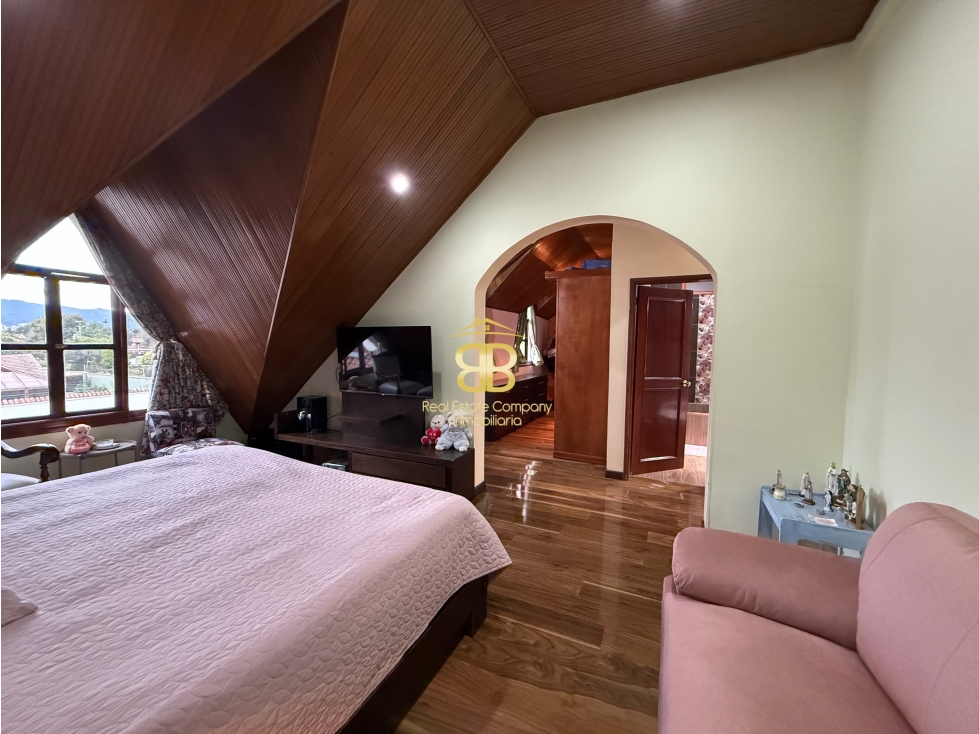 Casa en venta en San Jose De Bavaria, Bogotá · foto 15 de 24