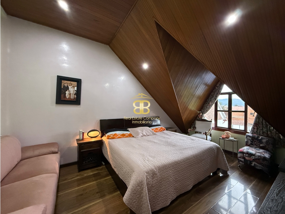 Casa en venta en San Jose De Bavaria, Bogotá · foto 20 de 24