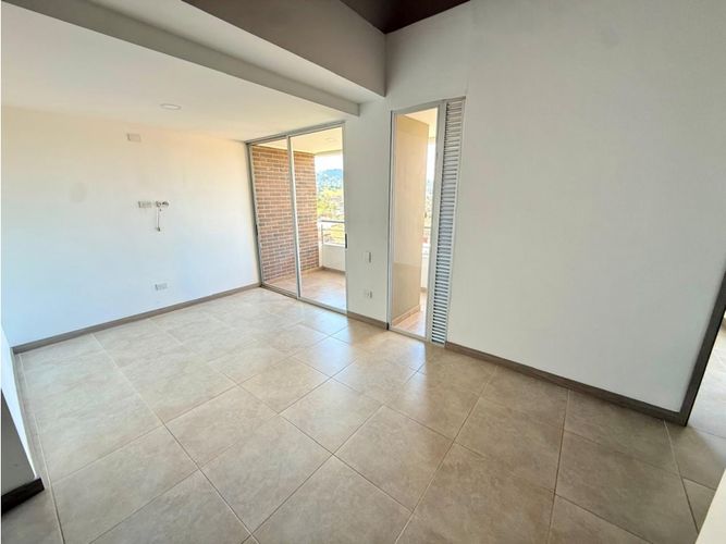Apartamento de 3 alcobas en venta en El Tambo, La Ceja, 76 m² · foto 2 de 13