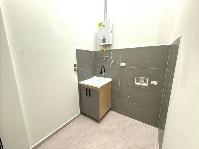 Casa en venta en La Ceja, 155 m² · foto 9 de 17