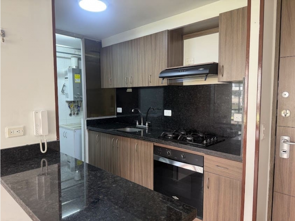 Apartamento en venta en Castilla, Bogotá · foto 3 de 24