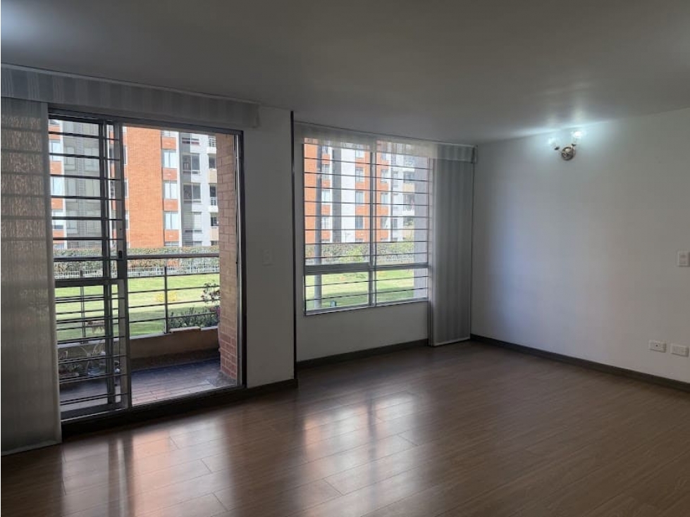 Apartamento en venta en Castilla, Bogotá · foto 6 de 24