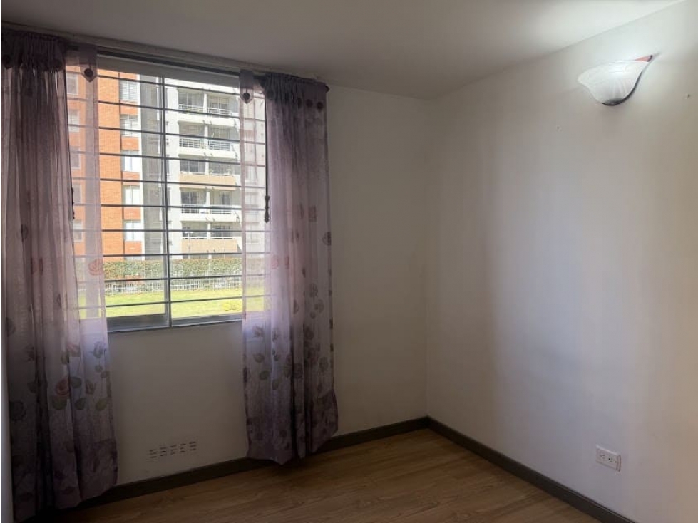 Apartamento en venta en Castilla, Bogotá · foto 17 de 24