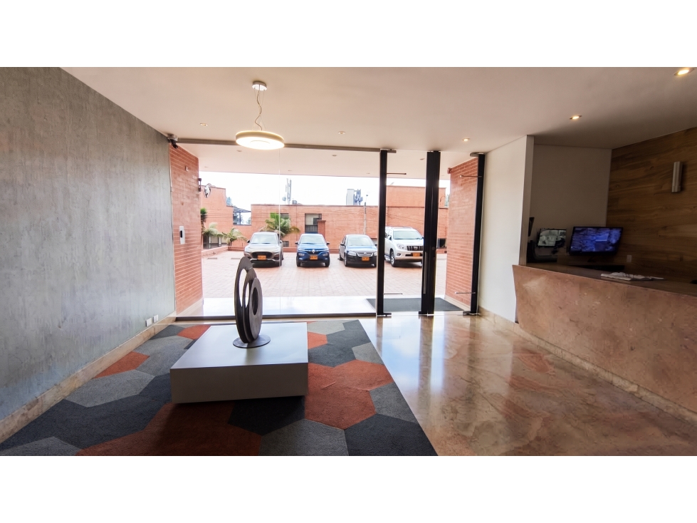 Apartamento en venta en Chicó Alto, Bogotá · foto 2 de 24