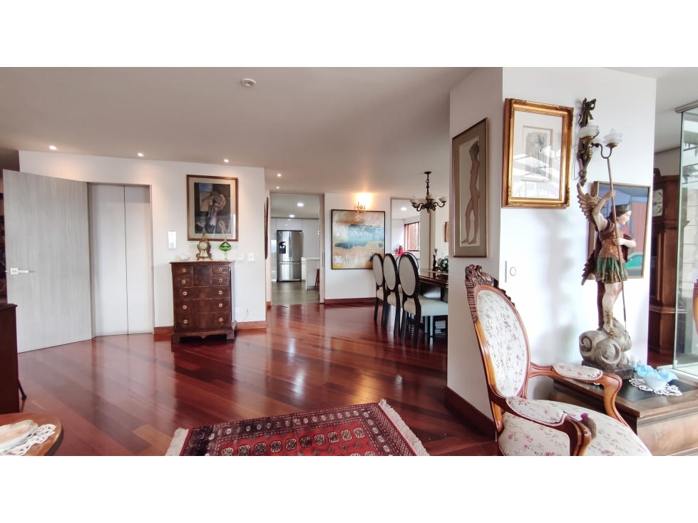 Apartamento en venta en Chicó Alto, Bogotá · foto 9 de 24