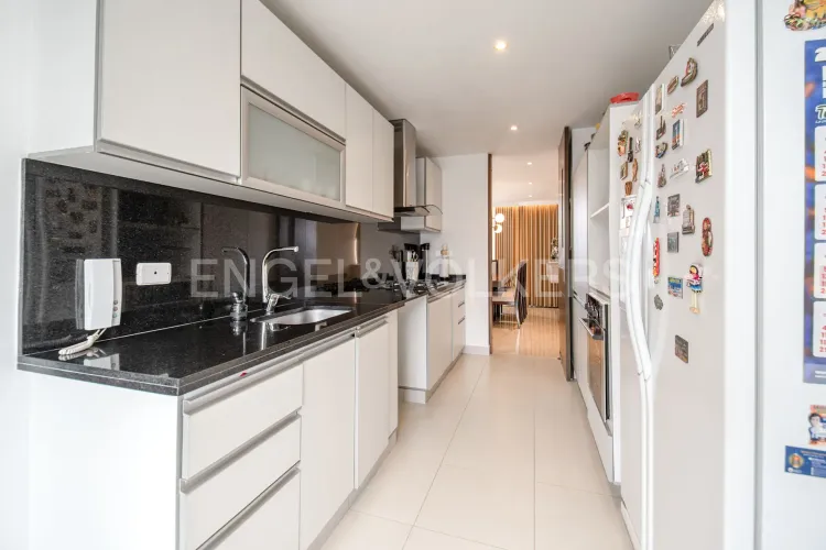 Apartamento de 3 alcobas en venta en Cerros De Niza, Bogotá, 153 m² · foto 8 de 23