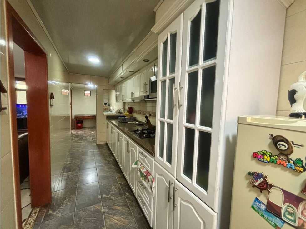 Casa en venta en Kennedy Central, Bogotá · foto 4 de 18