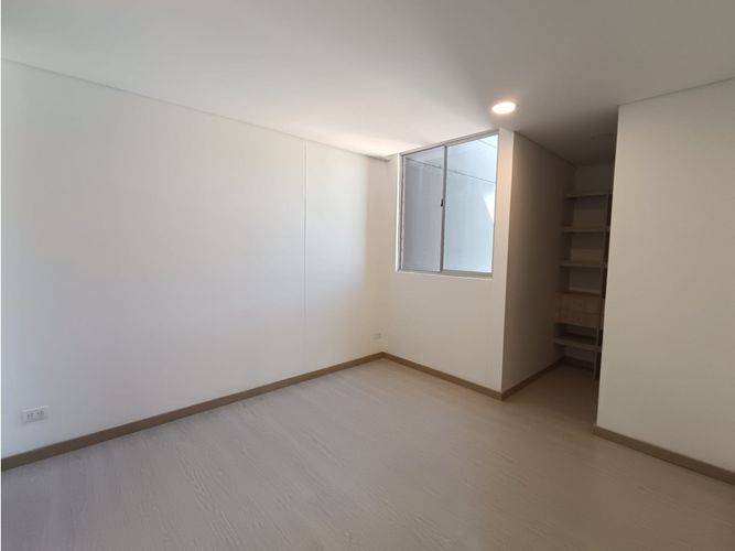 Apartamento de 2 alcobas en venta en Las Antillas, Envigado, 67 m² · foto 8 de 15