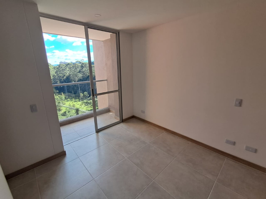 Apartamento en arriendo en Llano Grande, Rionegro · foto 5 de 11