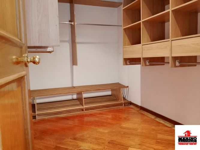Apartamento de 3 alcobas en arriendo en La Florida, Medellín, 211 m² · foto 21 de 24