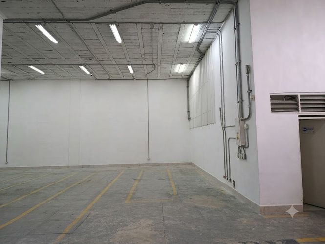 Bodega en arriendo en Santa Elena, Cali, 1100 m² · foto 8 de 18