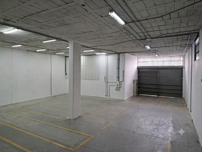 Bodega en arriendo en Santa Elena, Cali, 1100 m² · foto 11 de 18