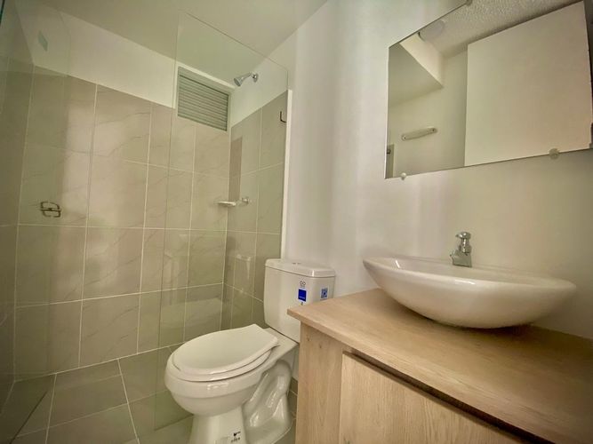 Apartamento de 3 alcobas en venta en Cd. Simon Bolivar Et. I, Ibagué, 56 m² · foto 11 de 15