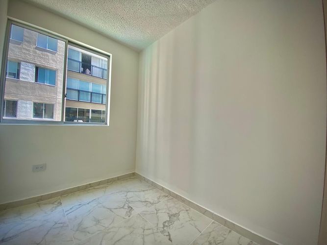 Apartamento de 3 alcobas en venta en Cd. Simon Bolivar Et. I, Ibagué, 56 m² · foto 3 de 15