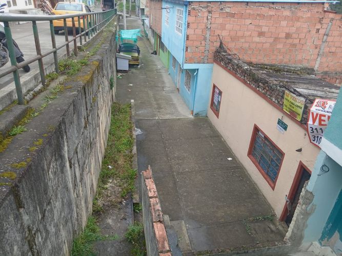 Casa de 2 alcobas en venta en Los Libertadores, Bogotá, 25 m² · foto 8 de 8