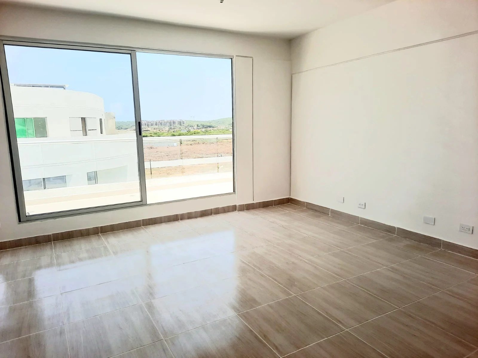 Apartamento en venta en Serena Del Mar, Cartagena · foto 3 de 19