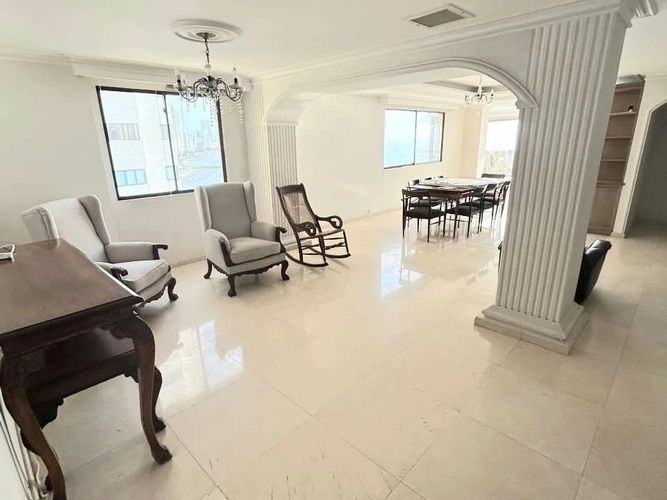 Apartamento en venta en Bocagrande, Cartagena · foto 3 de 11