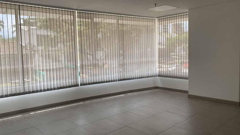 Office for rent in Los alamos, Pereira