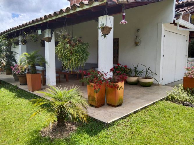 Finca en venta en Cabeceras De Llanogrande, Rionegro, 2550 m² · foto 5 de 17