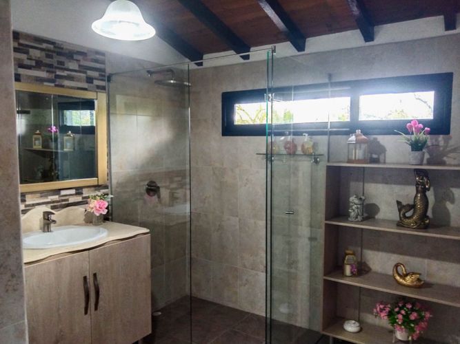Finca en venta en Cabeceras De Llanogrande, Rionegro, 2550 m² · foto 12 de 17