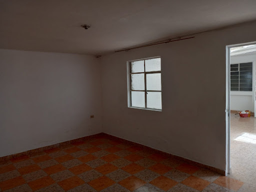 Casa en venta en Restrepo Occidental, Bogotá · foto 2 de 24