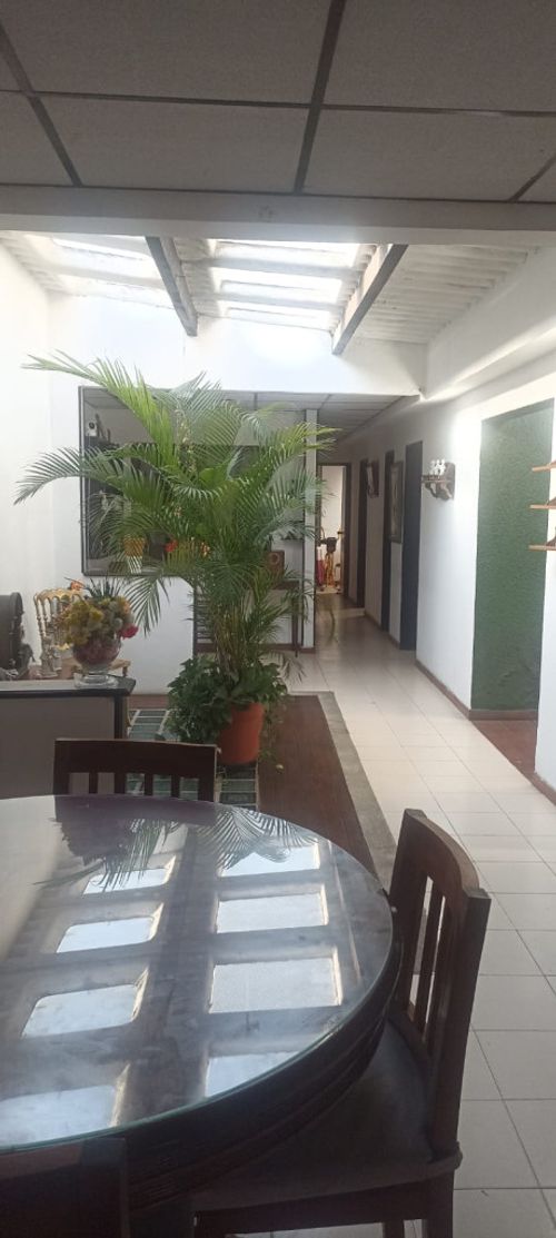 Casa de 6 alcobas en venta en San Juan Bosco, Cali, 120 m² · foto 3 de 10