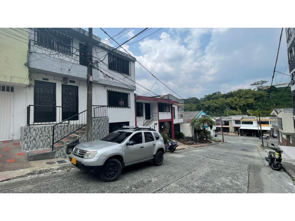 Casa en venta en Los Alcazares, Pereira · foto 2 de 24
