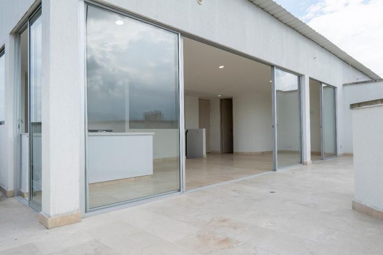Apartamento en venta en Ciudad Jardin, Cali · foto 6 de 19