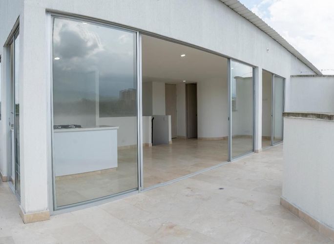 Apartamento en venta en Ciudad Jardin, Cali · foto 12 de 19