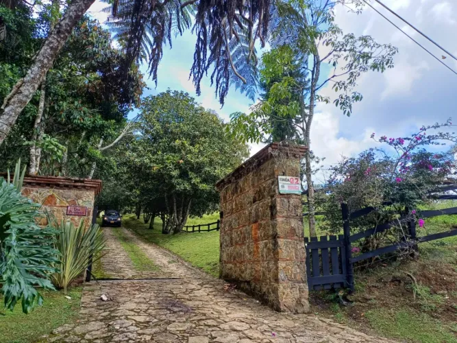 Finca en arriendo en El Higueron, Rionegro, 300 m² · foto 5 de 24
