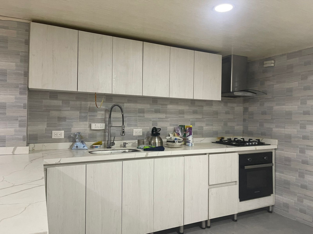 Casa en venta en Alcala, Bogotá · foto 4 de 24