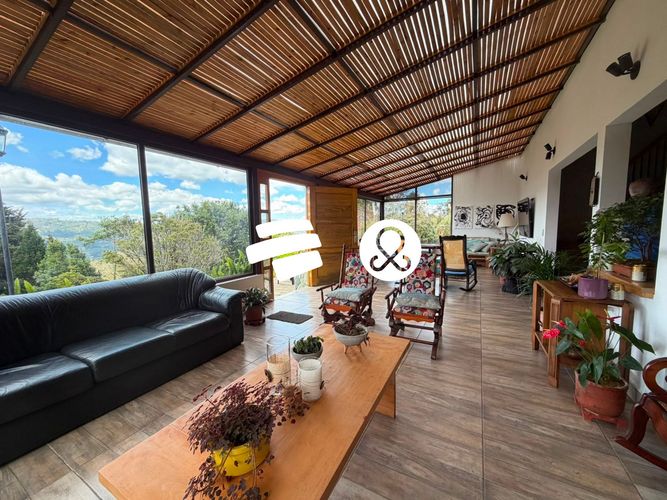 Finca en venta en El Zango, Guarne, 15359 m² · foto 4 de 24